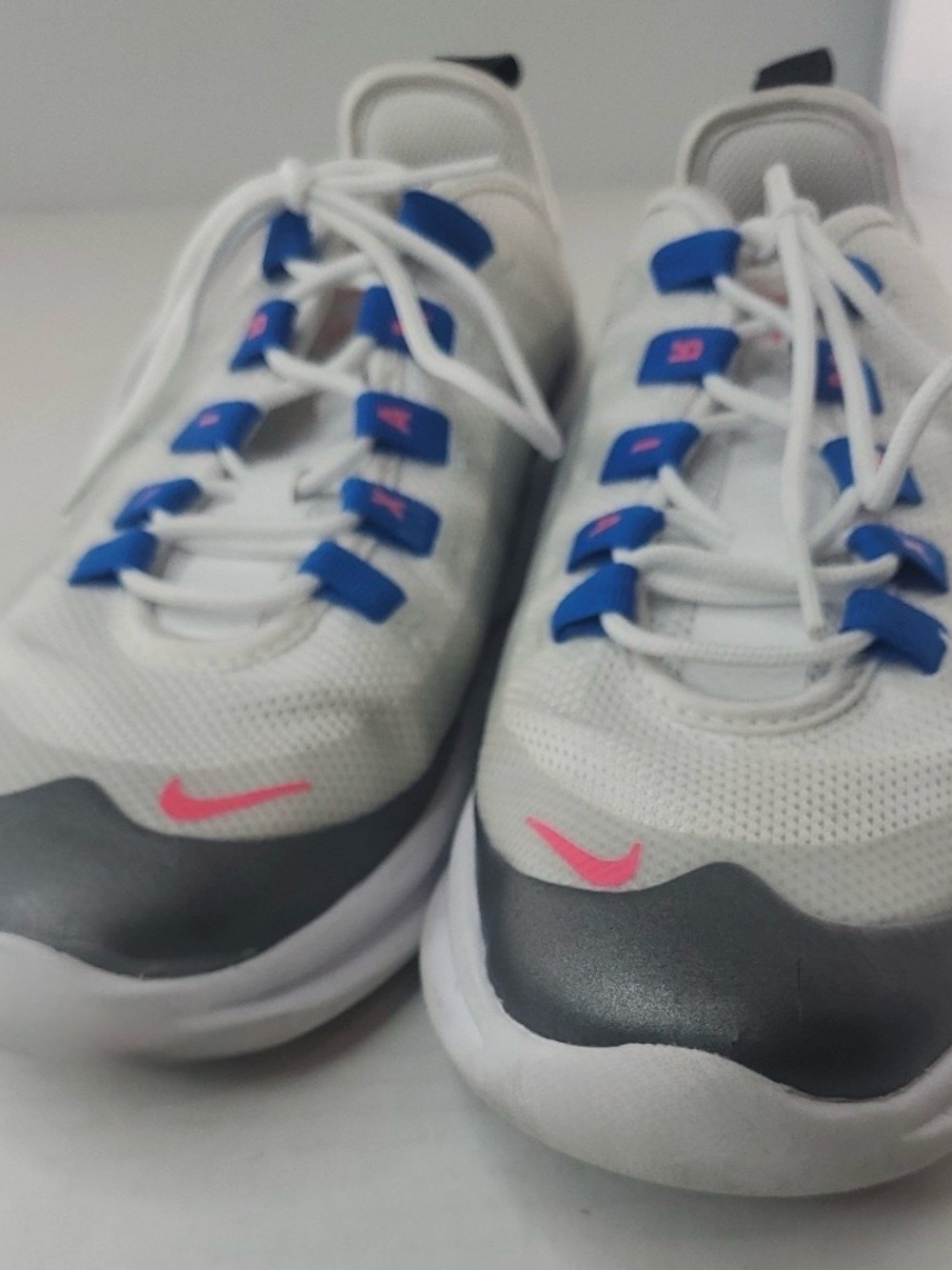 Nike Air Max Axis GS Running Shoe Trainers